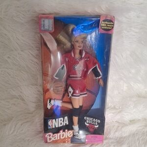 Chicago Bulls NBA Barbie Doll